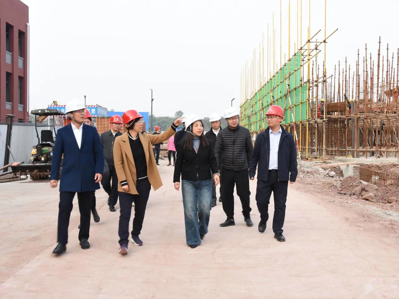 北碚区政府黄祖英区长一行调研开云手机登录中心